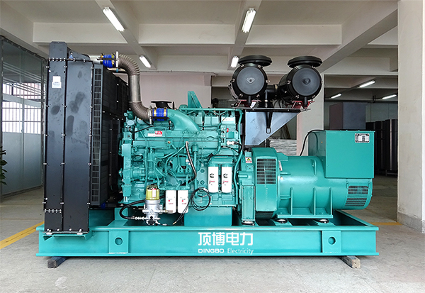 應(yīng)對突發(fā)電力中斷，頂博智能柴油發(fā)電機組為何成為備用電源的不二之選